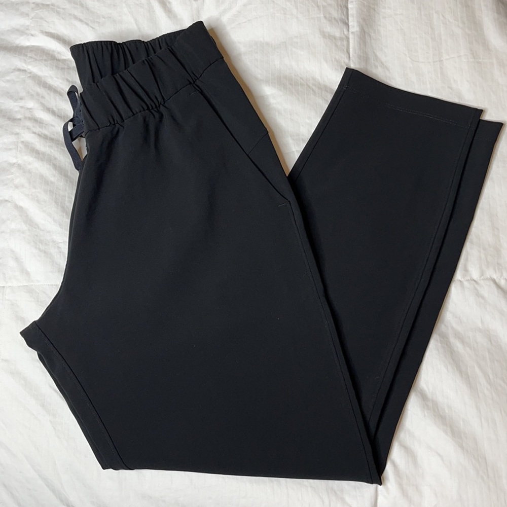 Lululemon Beyond The Studio Crop